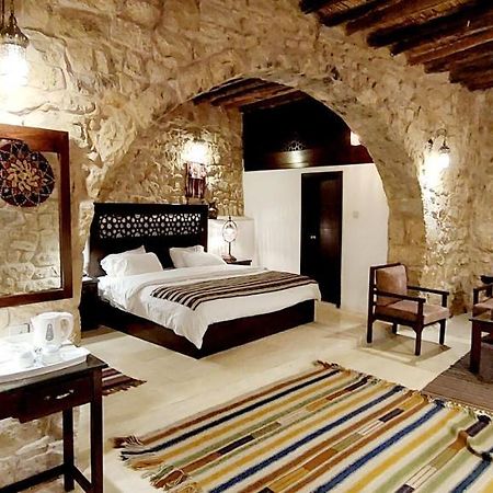 Hayat Zaman Hotel And Resort Petra ワディ・ムーサ エクステリア 写真