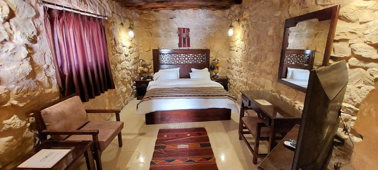 Hayat Zaman Hotel And Resort Petra ワディ・ムーサ エクステリア 写真