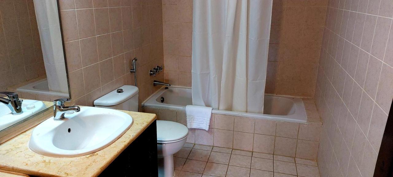 Hayat Zaman Hotel And Resort Petra ワディ・ムーサ エクステリア 写真