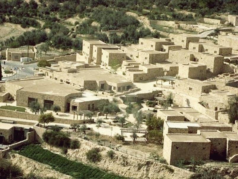Hayat Zaman Hotel And Resort Petra ワディ・ムーサ エクステリア 写真